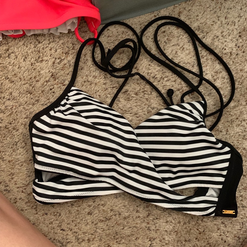 VS PINK bikini top